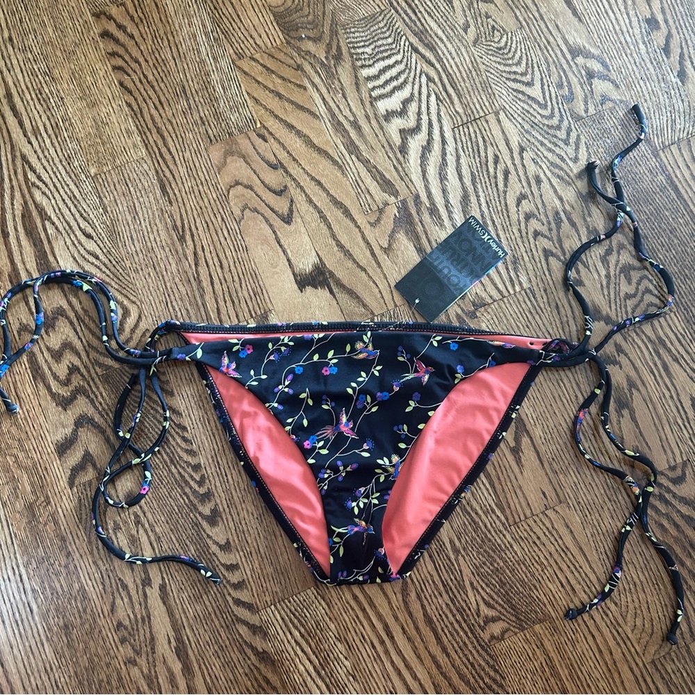Hurley bikini bottoms double string ties size medium NWT $25